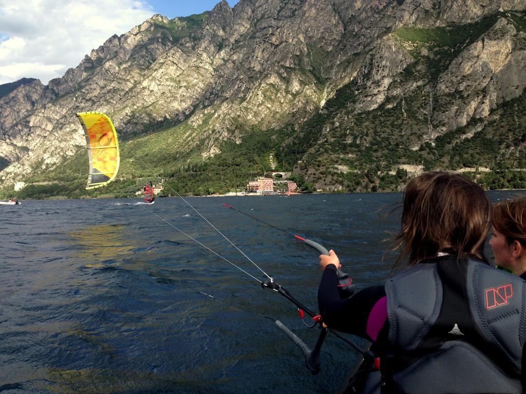 Hotel Capo Reamol Limone sul Garda Exterior photo