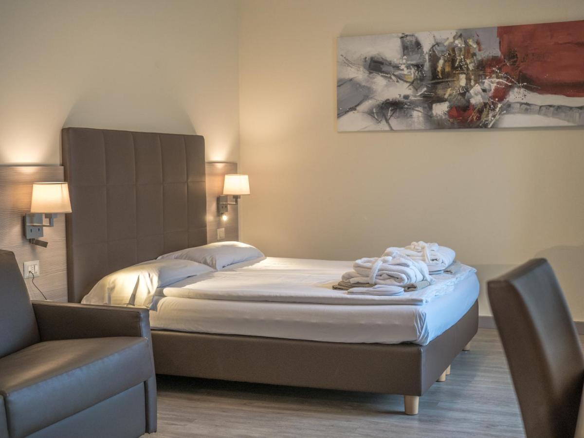 Hotel Capo Reamol Limone sul Garda Exterior photo